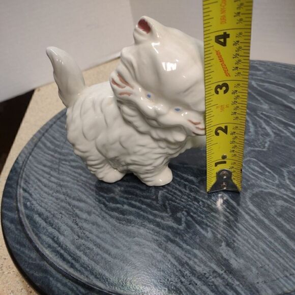 👍 Kitten Cat Figurine Blue eyes Vintage Ceramic.  C6 - Picture 6 of 7